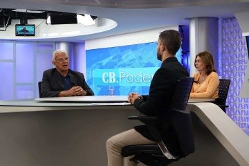O secretário de Governo é o entrevistado no CB.Poder. Na bancada, Sibele Negromonte e Ronayre Nunes
       -  (crédito:   Bruna Gaston CB/DA Press)