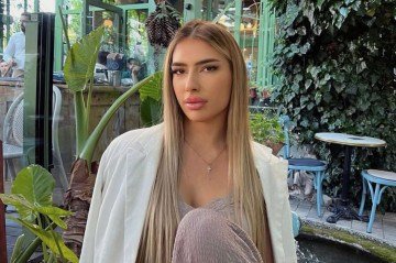 A modelo gravava um vídeo para o TikTok na hora do acidente - (crédito: Reprodução/Instagram) A modelo gravava um vídeo para o TikTok na hora do acidente - (crédito: Reprodução/Instagram)