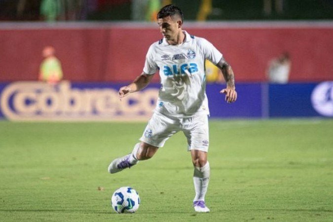 Cristaldo esboça retomada da performance do seu bom futebol no Grêmio - (crédito: Foto: Celo Gil / Grêmio FBPA) Cristaldo esboça retomada da performance do seu bom futebol no Grêmio - (crédito: Foto: Celo Gil / Grêmio FBPA)