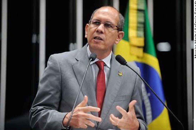 Aníbal Diniz, advogado. Foi jornalista, assessor de comunicação da Prefeitura de Rio Branco e secretário de Comunicação do Governo do Acre
- (crédito: Divulgação) Aníbal Diniz, advogado. Foi jornalista, assessor de comunicação da Prefeitura de Rio Branco e secretário de Comunicação do Governo do Acre
- (crédito: Divulgação)