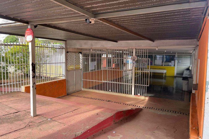 Centro de Ensino Médio Asa Branca (CEMAB), em Taguatinga, funciona com 90% de adesão a greve