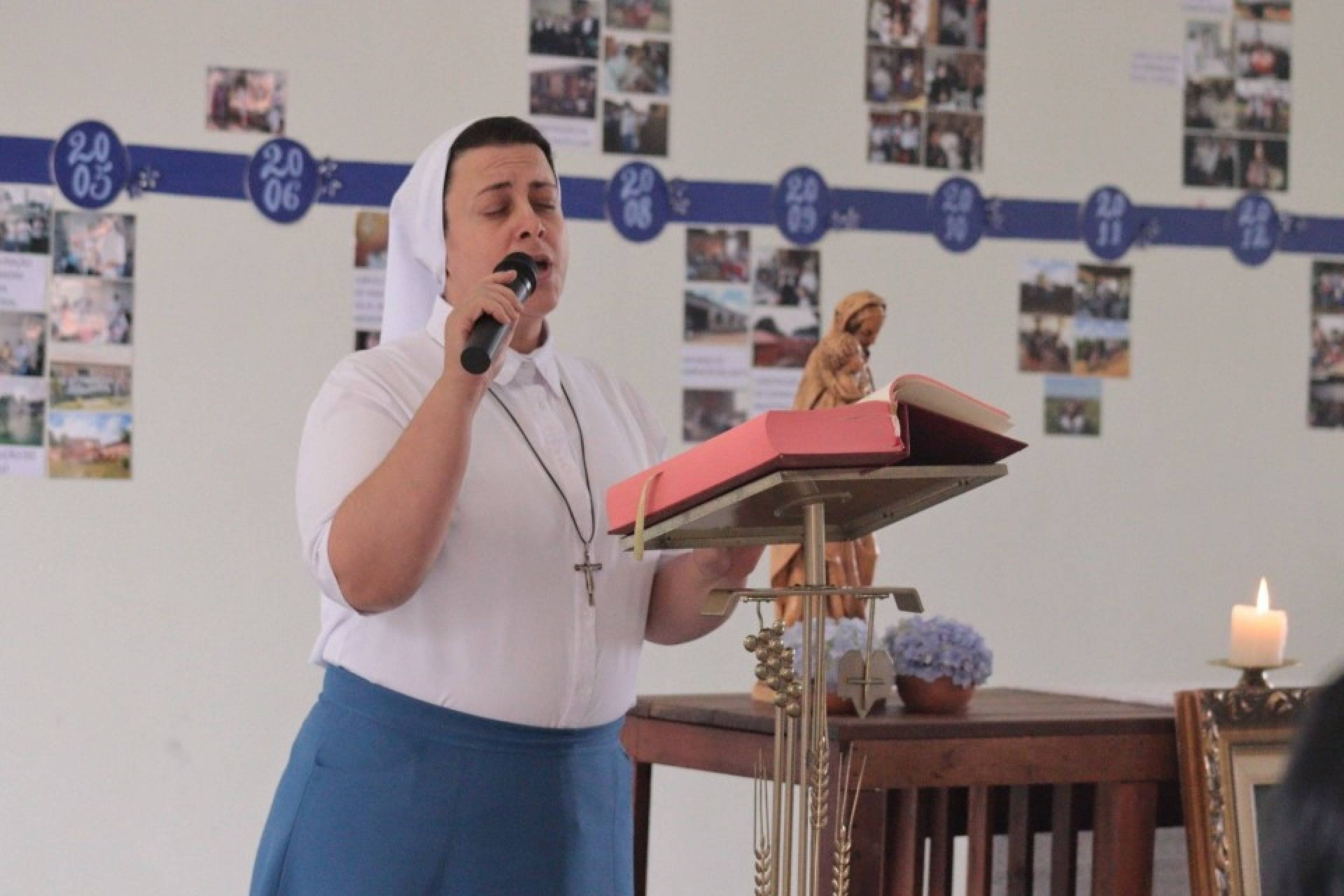 Irmã Marizele utiliza da música para trabalhar com mulheres dependentes químicas