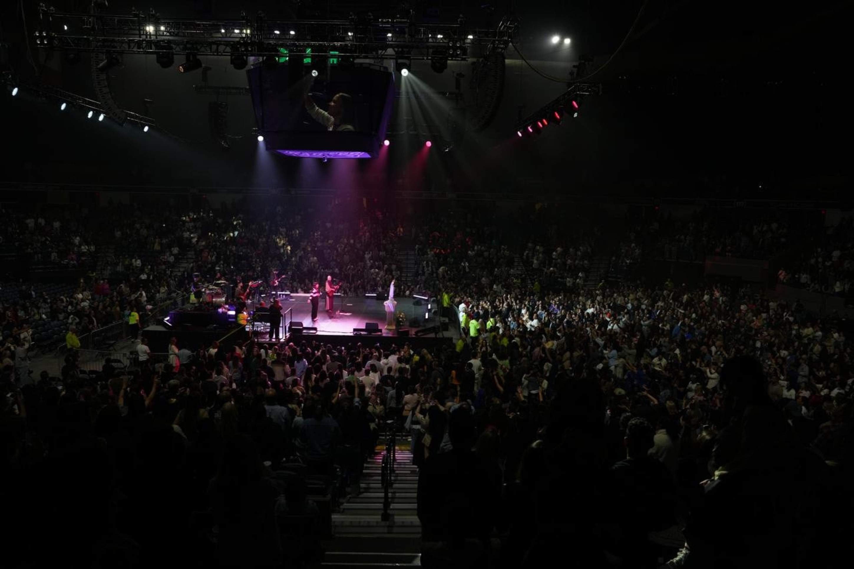 Frei Gilson reúne mais de 10 mil fiéis em Massachusetts