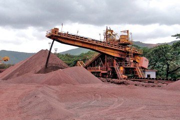 Minério de ferro – US$ 42,2 bilhões - É o produto mais valioso da balança comercial brasileira, com grandes clientes como China e Japão.
 -  (crédito: Bishnu Sarangi/Pixabay)