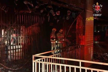 Incêndio em distribuidora ocorreu na noite de segunda (2)