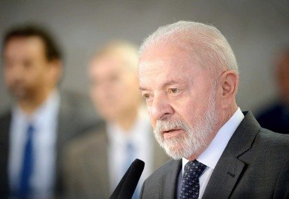 Lula concede entrevista a jornalistas no Palácio do Planalto nesta terça-feira (3/6) -  (crédito: Ed Alves/CB/D.A Press)