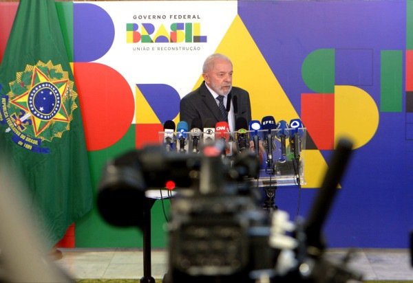 A coletiva com Lula foi convocada às pressas nesta manhã, sem aviso prévio sobre o tema, e teve início com quase uma hora de atraso - (crédito: Ed Alves/CB/D.A Press)