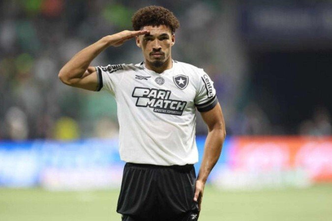 Grêmio inicia tratativas para tentar a contratação do zagueiro Adryelson, ex-Botafogo - (crédito: Foto: Vitor Silva/Botafogo.) Grêmio inicia tratativas para tentar a contratação do zagueiro Adryelson, ex-Botafogo - (crédito: Foto: Vitor Silva/Botafogo.)