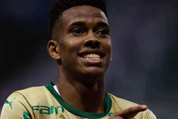 Estêvão, que estará com a Seleção Brasileira, será um dos que não viajam no primeiro momento para os EUA - (crédito: Foto: Cesar Greco/Palmeiras) Estêvão, que estará com a Seleção Brasileira, será um dos que não viajam no primeiro momento para os EUA - (crédito: Foto: Cesar Greco/Palmeiras)