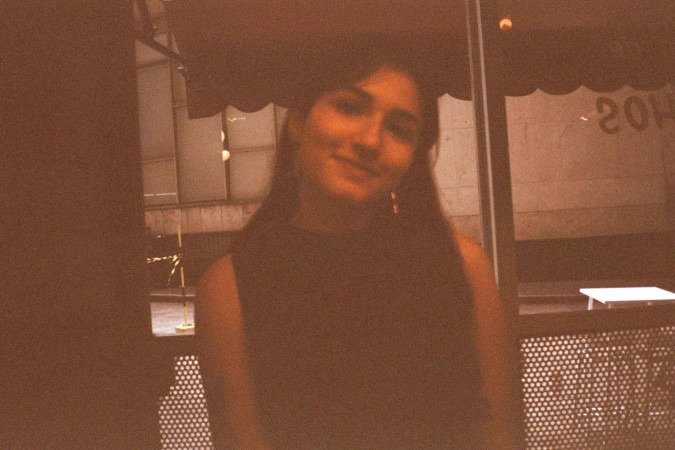 Louise acredita que há uma relação líquida em como as fotos são guardadas atualmente 