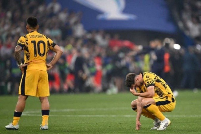 Jogadores da Inter de Milão lamentam a derrota na final da Champions 2024/25 - (crédito: Foto: Stu Forster/Getty Images) Jogadores da Inter de Milão lamentam a derrota na final da Champions 2024/25 - (crédito: Foto: Stu Forster/Getty Images)