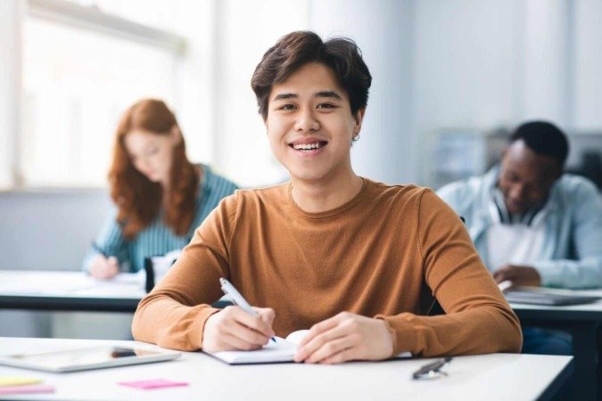 Saber como estudar pode te ajudar a ir bem em física no Enem (Imagem: Prostock-studio | Shutterstock) - (crédito: EdiCase) Saber como estudar pode te ajudar a ir bem em física no Enem (Imagem: Prostock-studio | Shutterstock) - (crédito: EdiCase)