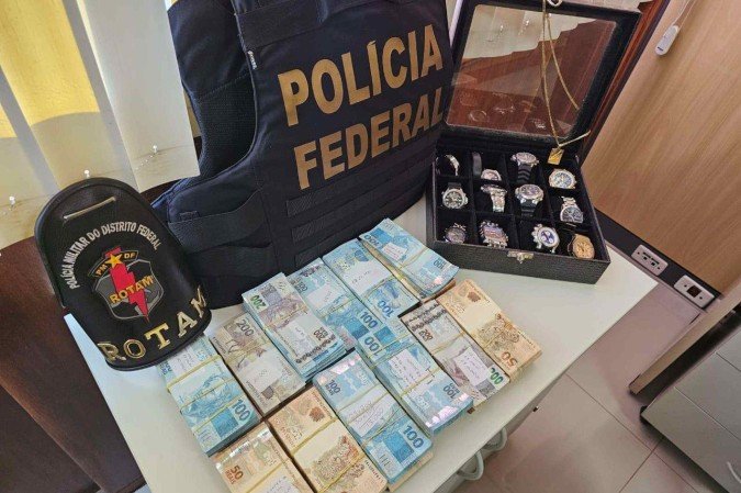 Polícia Federal deflagrou a segunda fase da operação Column - (crédito: PF/Divulgação) Polícia Federal deflagrou a segunda fase da operação Column - (crédito: PF/Divulgação)