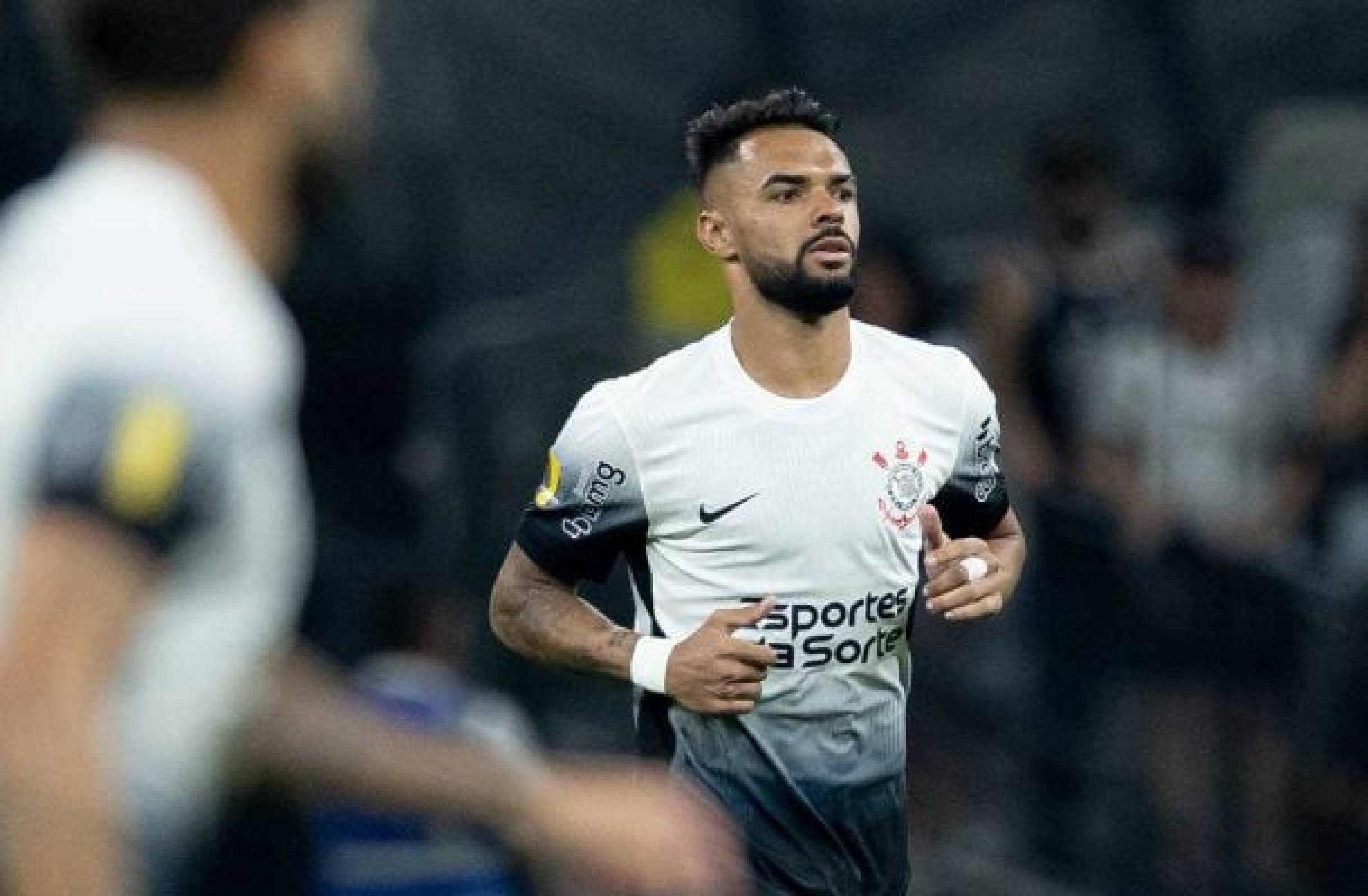 Raniele pode desfalcar o Corinthians por até três meses Raniele pode desfalcar o Corinthians por até três meses