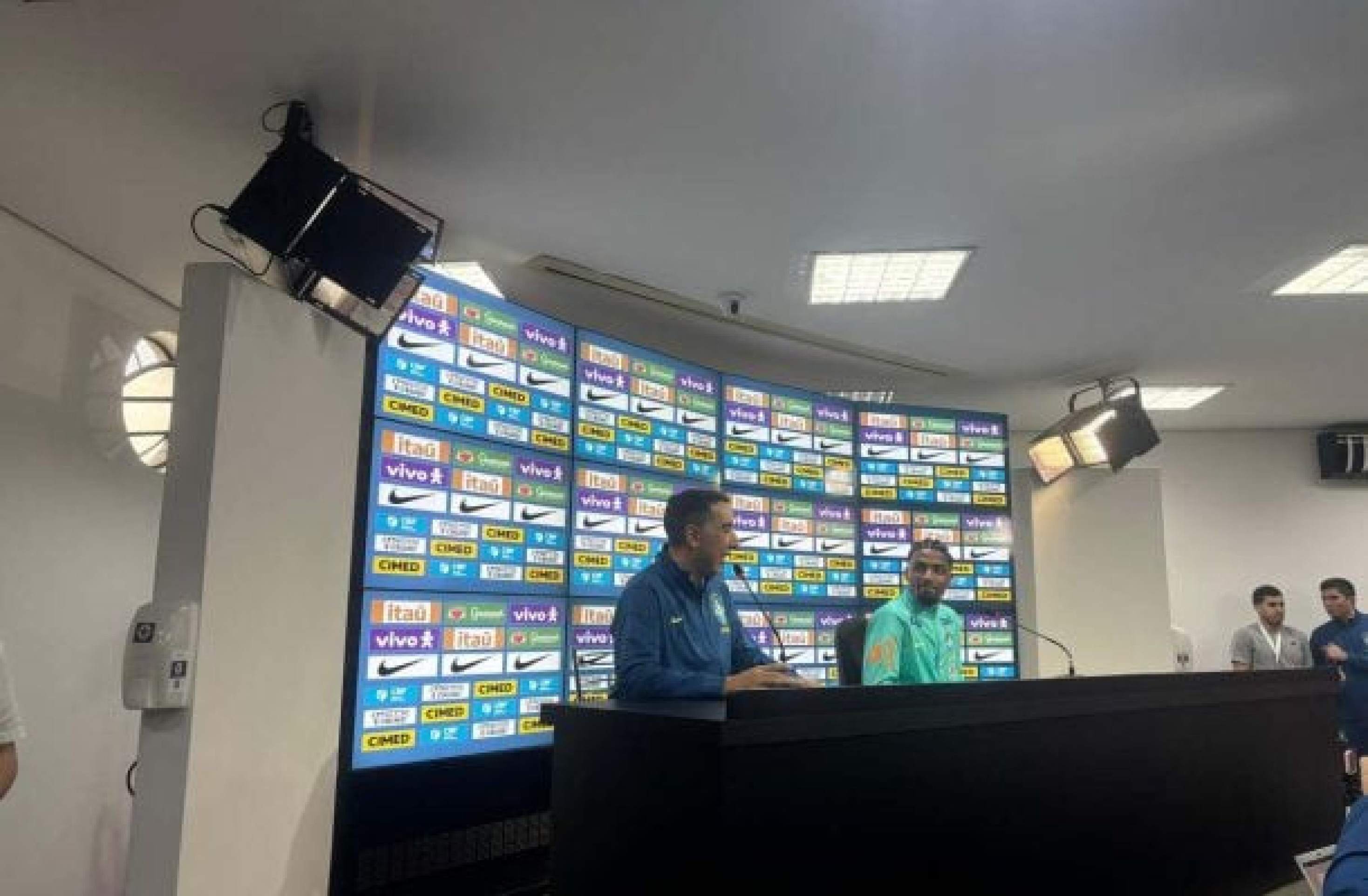 Alexsandro diz ter abdicado de muito para chegar à Seleção: ‘Tudo valeu a pena’