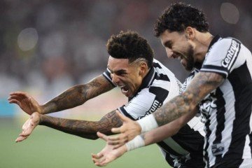 Igor Jesus se emociona em despedida e promete retorno ao Botafogo