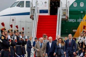 A comitiva brasileira na França contará com a participação de ministros de Estado, senadores e deputados -  (crédito: Ricardo Stuckert/PR)