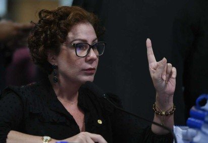  Em pronunciamento, à bancada, deputada Carla Zambelli (PL-SP). -  (crédito:  Edilson Rodrigues/Agencia Senado)