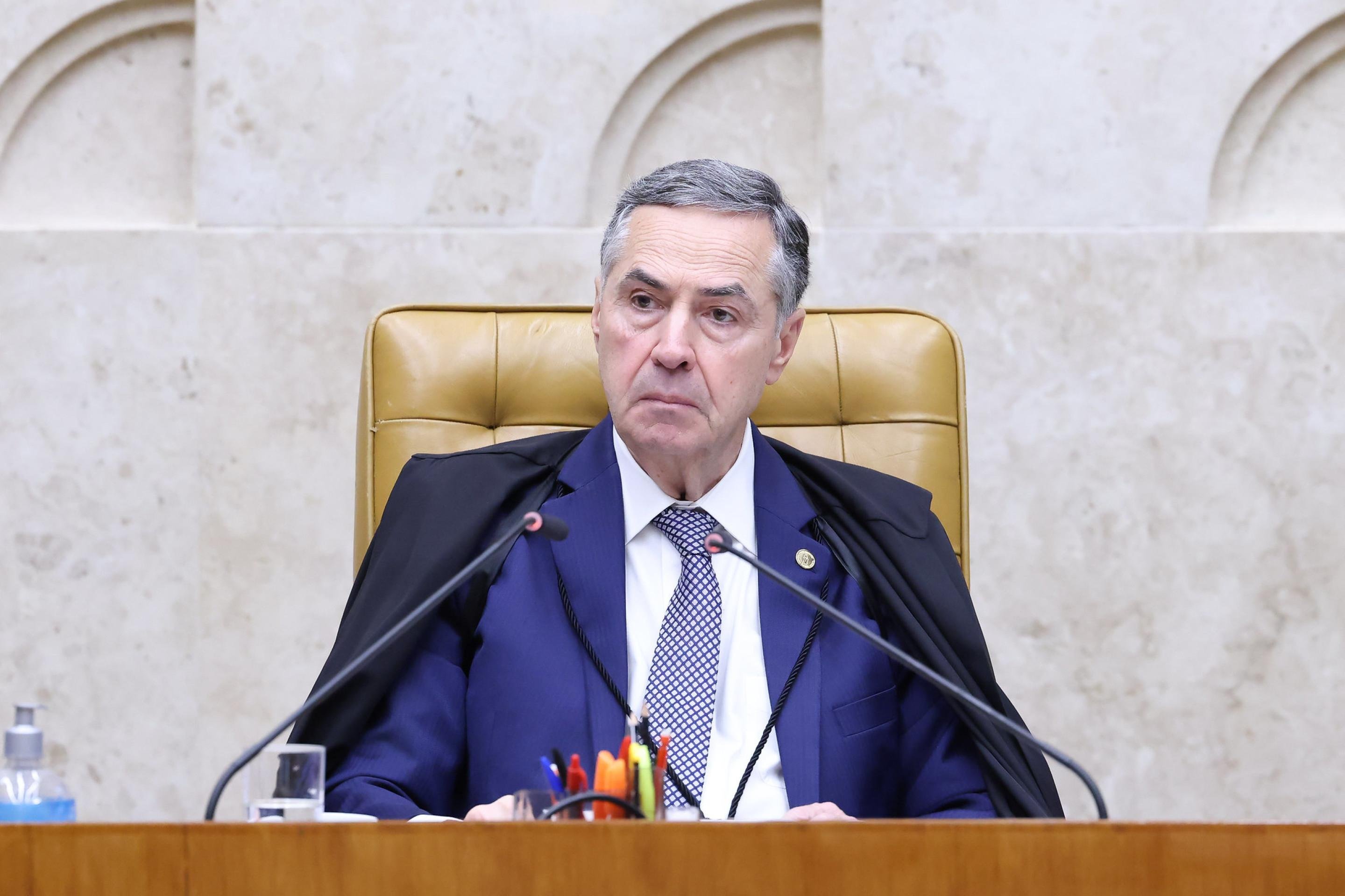 Barroso suspende promoção de juiz e TJDFT escolherá uma desembargadora