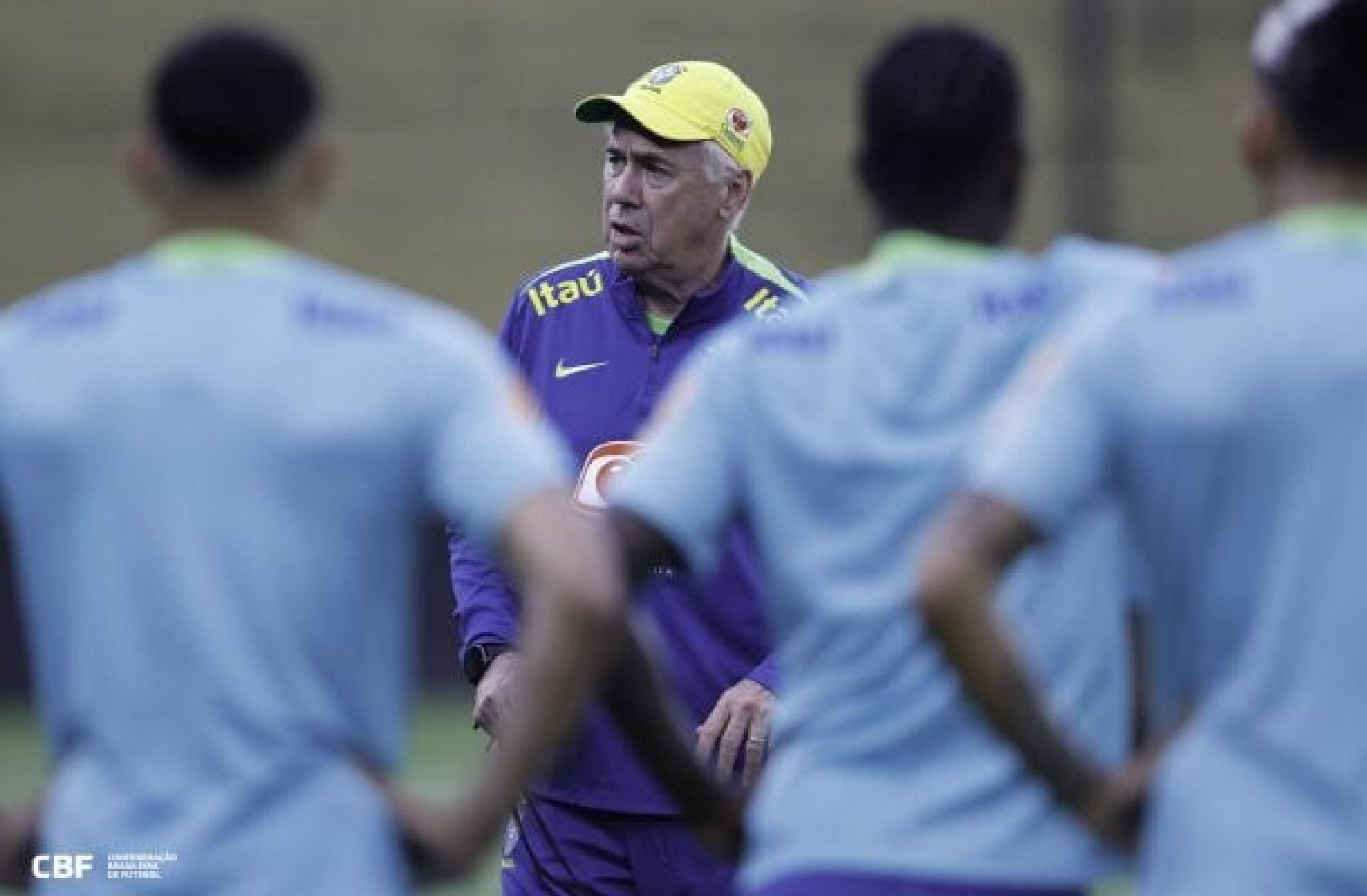 Ancelotti comandou o último treino antes de sua estreia  -  (crédito: Foto: Rafael Ribeiro/CBF)