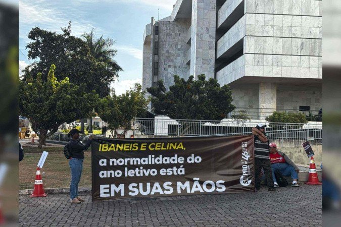 Segundo a Secretaria de Educação, 255 das 713 unidades escolares da rede pública aderiram integralmente ao movimento - (crédito: Mariana Saraiva CB/DA Press) Segundo a Secretaria de Educação, 255 das 713 unidades escolares da rede pública aderiram integralmente ao movimento - (crédito: Mariana Saraiva CB/DA Press)