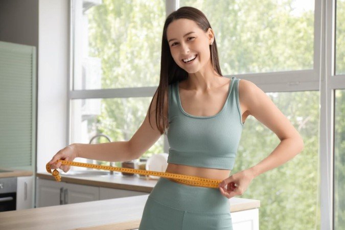 Avaliar o percentual de gordura corporal é essencial para quem busca saúde (Imagem: Pixel-Shot | Shutterstock) - (crédito: EdiCase) Avaliar o percentual de gordura corporal é essencial para quem busca saúde (Imagem: Pixel-Shot | Shutterstock) - (crédito: EdiCase)