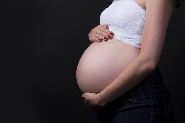 Conheça as regras para barriga de aluguel em países europeus; e quais proíbem