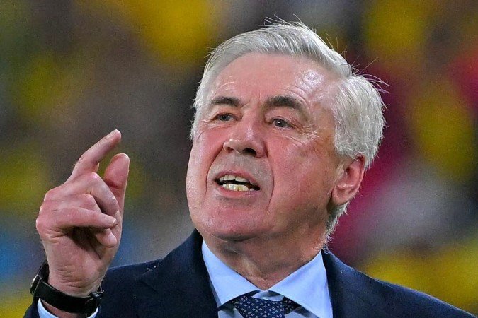 Carlo Ancelotti é condenado a um ano de prisão na Espanha