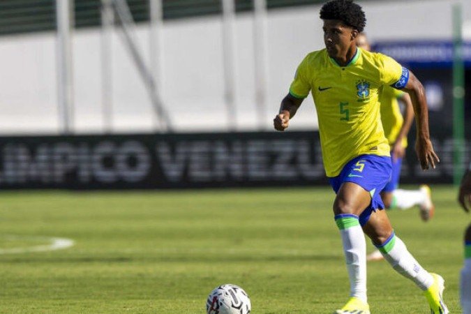 ANDREY SANTOS - Demorou para entrar no jogo. Conseguiu trazer mais dinÃ¢mica, mas precisa de mais minutos para mostrar seu diferencial. Nota: 5,5 - Foto:  Joilson Marconne/CBF
