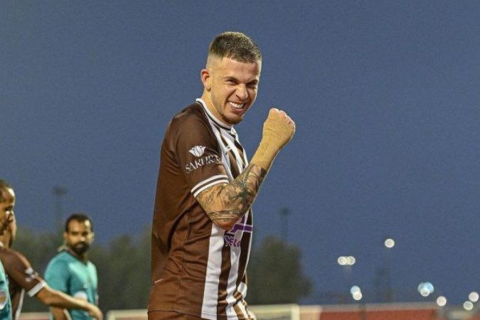 Jobson marcou cinco gols pelo Al-Jabalain -  (crédito: Foto: Divulgação / Al-Jabalain)