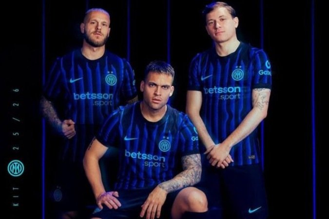 O capitão Lautaro Martínez foi o principal nome da apresentação do novo uniforme - (crédito: Foto: Divulgação) O capitão Lautaro Martínez foi o principal nome da apresentação do novo uniforme - (crédito: Foto: Divulgação)