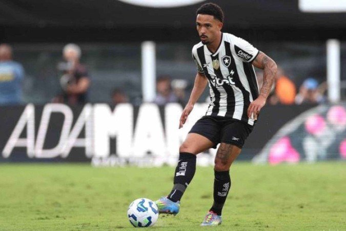 Vitinho foi contratado pelo Botafogo em agosto de 2024 -  (crédito: Foto: Vitor Silva/Botafogo)