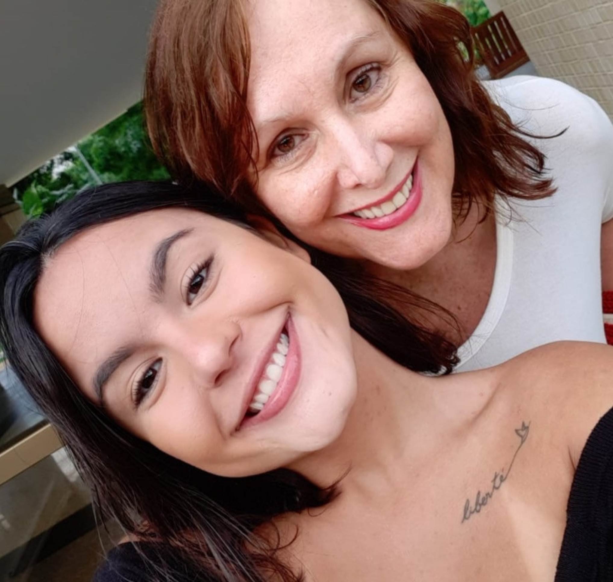 Natália e Eloá, mãe e filha, irão juntas ao show 