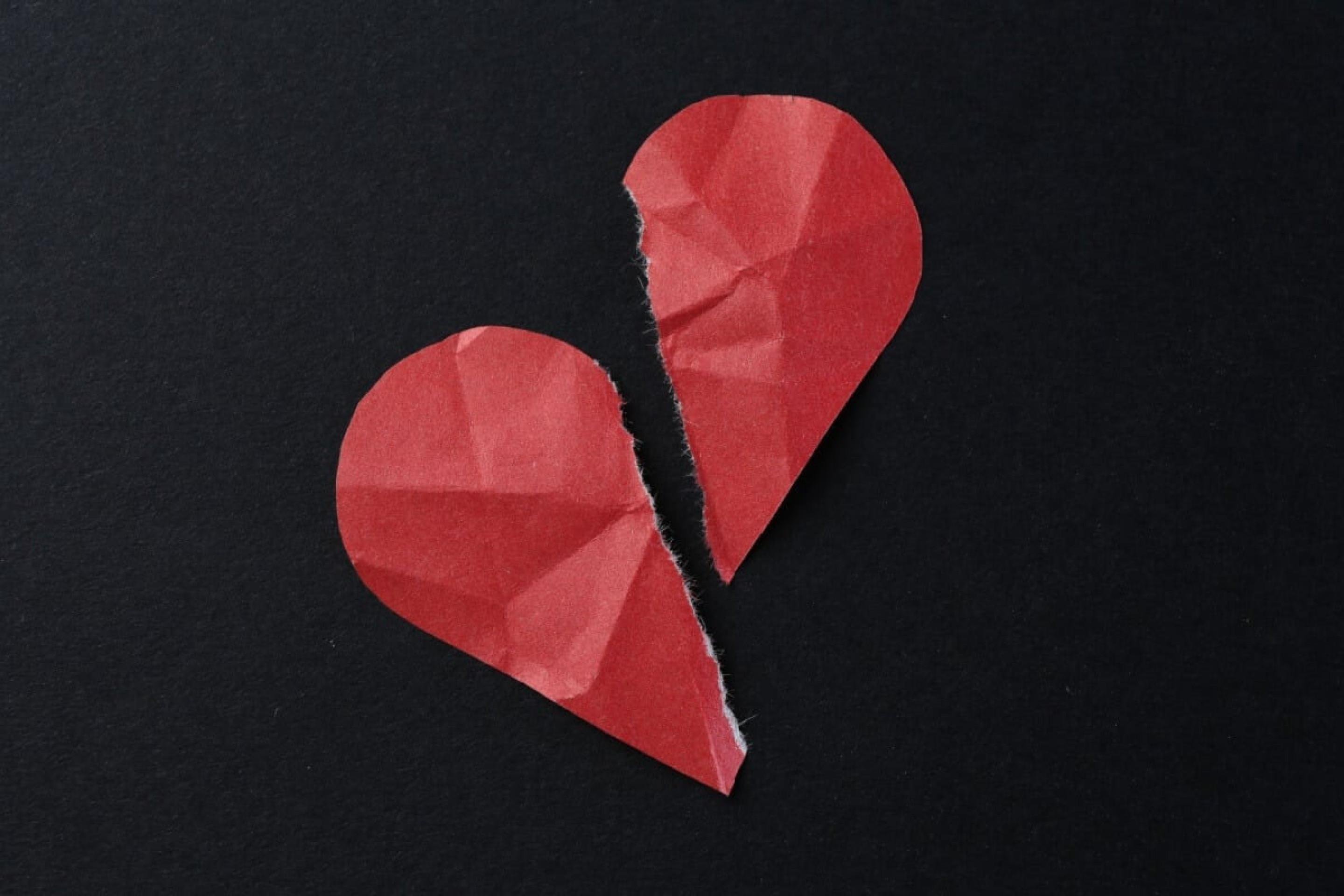 A infidelidade pode significar algo muito alÃ©m de impulso sexual (Imagem: New Ãfrica | Shutterstock)  -  (crédito: EdiCase)