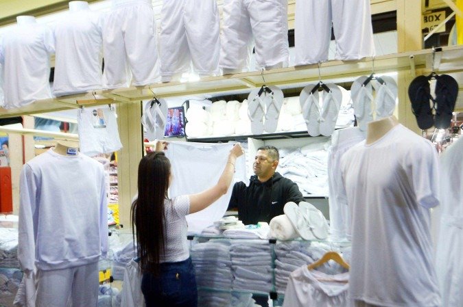 Novas regras para feriados em comércio e serviços começam a valer
