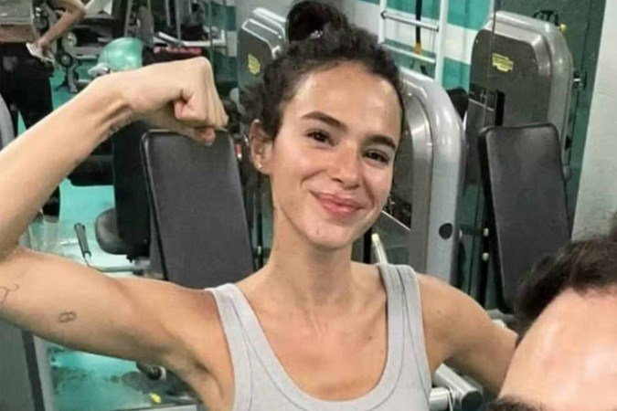 Bruna Marquezine pede carona e internautas debocham da atitude - (crédito: Redes Sociais) Bruna Marquezine pede carona e internautas debocham da atitude - (crédito: Redes Sociais)