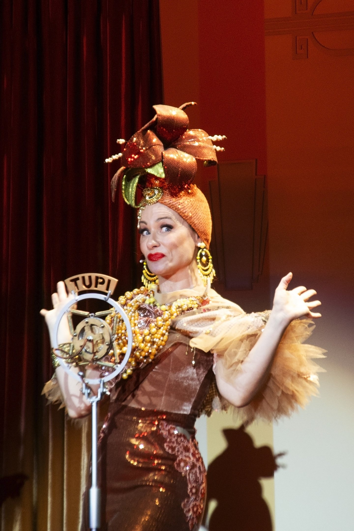 Carmem Miranda é destaque na peça