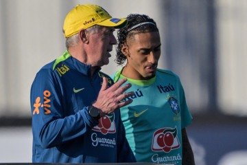 Algoz na Espanha, Raphinha é peça-chave de Ancelotti na Seleção