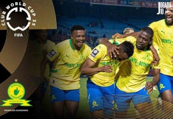 Foto: Arte sobre foto de Divulgação/Mamelodi Sundowns