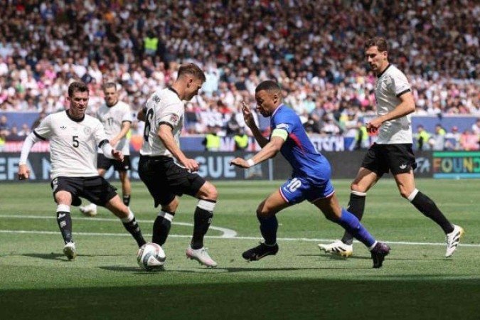 Alemães e ses em disputa do terceiro lugar - (crédito: Foto: Alex Grimm/Getty Images) Alemães e ses em disputa do terceiro lugar - (crédito: Foto: Alex Grimm/Getty Images)