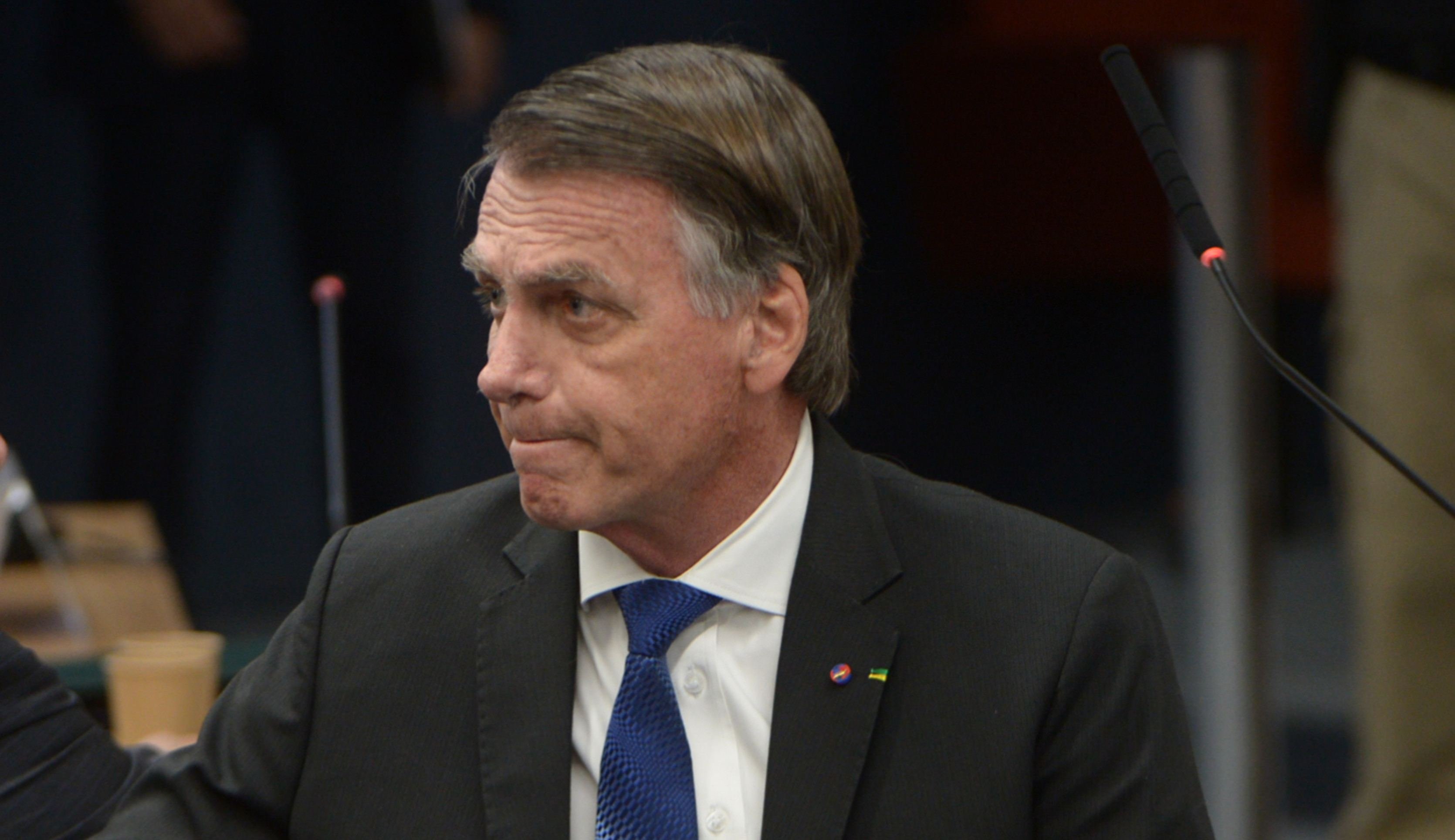 Quais são as investigações contra Bolsonaro e em que estágio está cada uma