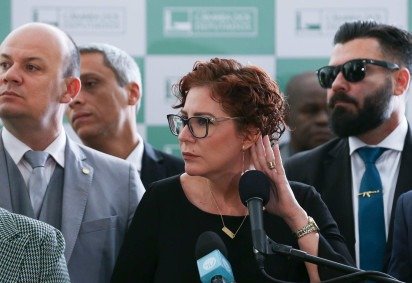 Parlamentar foi condenada por unanimidade pela Primeira Turma do STF por invasão de dispositivo informático e falsidade ideológica -  (crédito: Lula Marques/EBC)