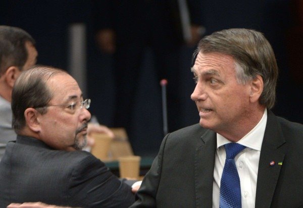 Ed Alves CB/DA Press