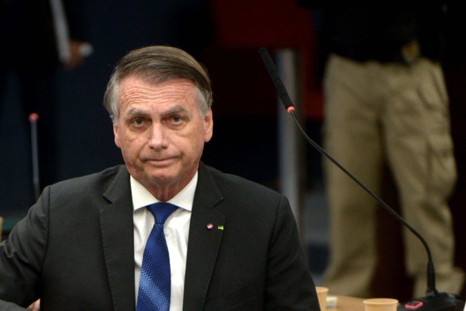 Após tarifas de Trump, Bolsonaro diz que anistia trará 'paz para a economia'