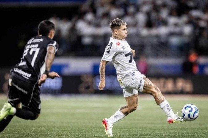Soteldo em um de seus últimos jogos pelo Santos; jogador vai para o Fluminense - (crédito: Foto: Raul Baretta/ Santos FC.) Soteldo em um de seus últimos jogos pelo Santos; jogador vai para o Fluminense - (crédito: Foto: Raul Baretta/ Santos FC.)