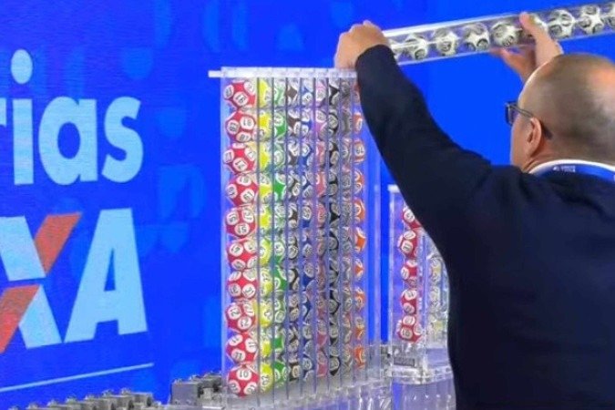 Quina, Super Sete e outras loterias são sorteadas nesta segunda-feira (9/6) - (crédito: Reprodução/YouTube/Caixa) Quina, Super Sete e outras loterias são sorteadas nesta segunda-feira (9/6) - (crédito: Reprodução/YouTube/Caixa)