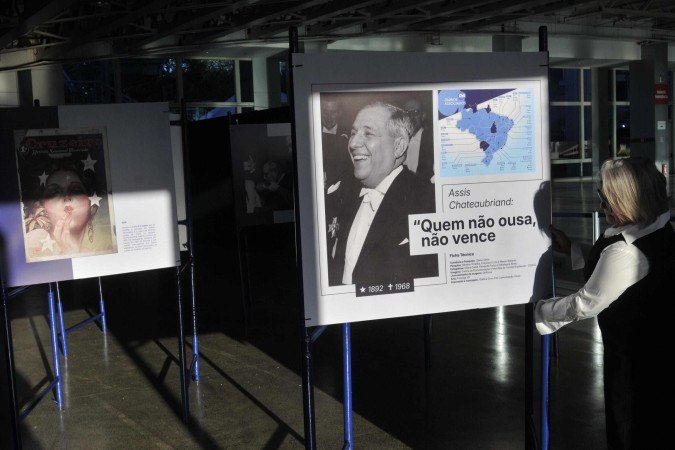 Exposição Assis Chateaubriand — Quem não ousa, não vence destaca a importância de Assis Chateaubriand, o Chatô, para a cultura e a comunicação brasileiras - (crédito: Minervino Júnior/CB/D.A.Press) Exposição Assis Chateaubriand — Quem não ousa, não vence destaca a importância de Assis Chateaubriand, o Chatô, para a cultura e a comunicação brasileiras - (crédito: Minervino Júnior/CB/D.A.Press)