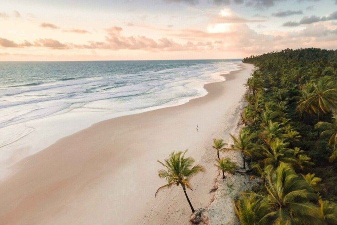 Opções de hotéis dentro e fora do Brasil para aproveitar o feriado - (crédito: Uai Turismo) Opções de hotéis dentro e fora do Brasil para aproveitar o feriado - (crédito: Uai Turismo)