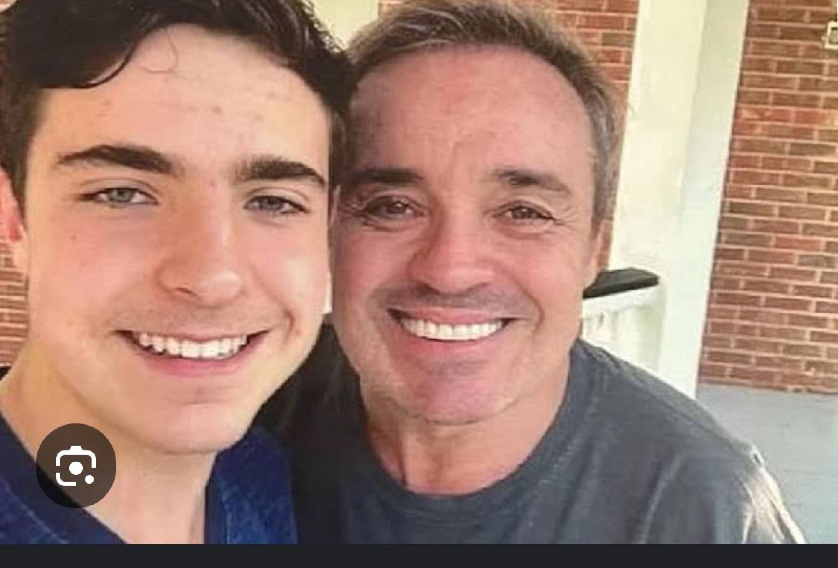 Filho de Gugu revela que quer seguir os passos do pai Filho de Gugu revela que quer seguir os passos do pai