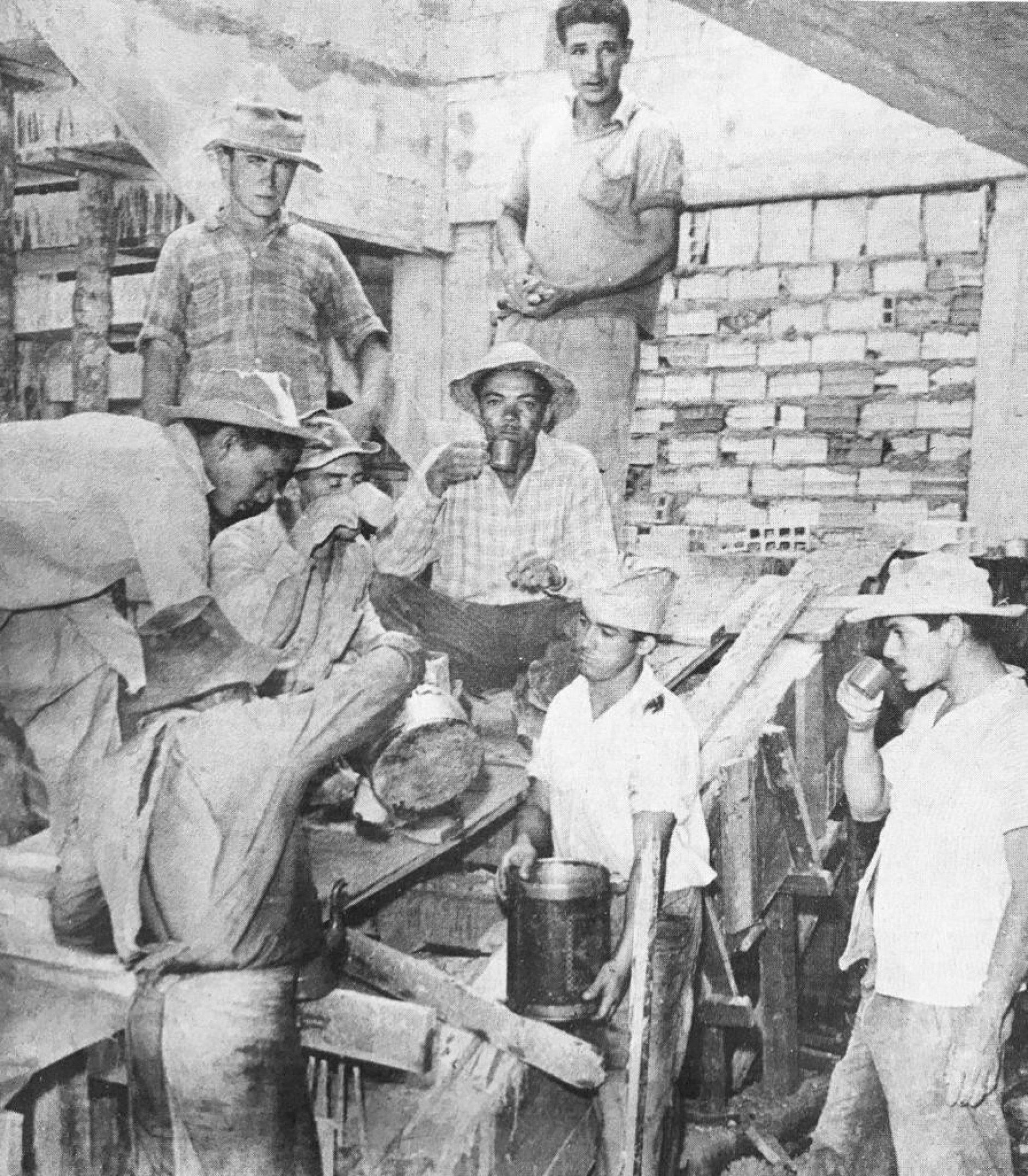 Exposição Assis Chateaubriand — Quem não ousa, não vence: Em janeiro de 1960, começaram as  obras da TV Brasília
